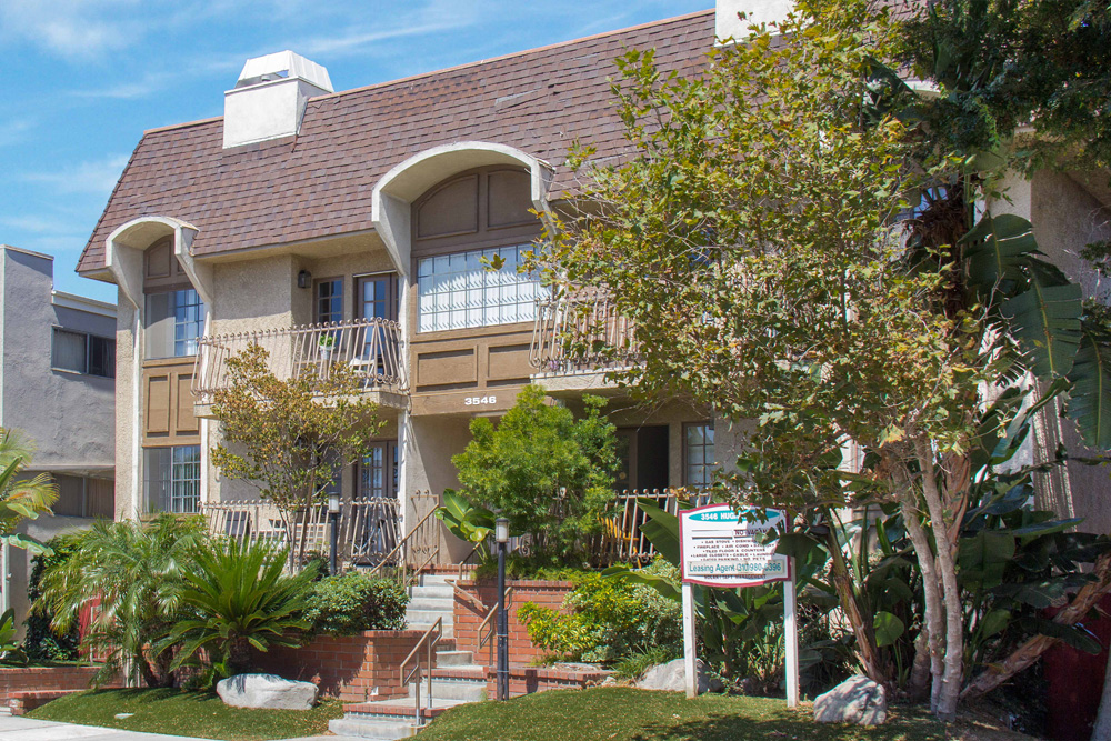 3546-hughes-ave-1