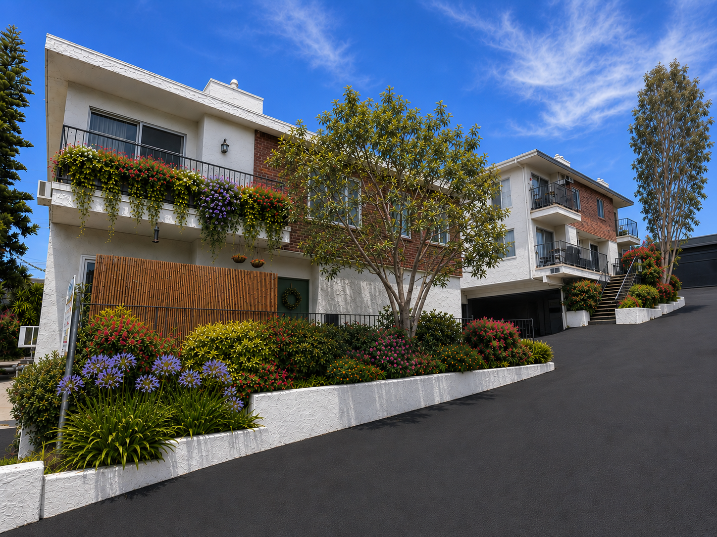 3432:34 Centinela Ave2